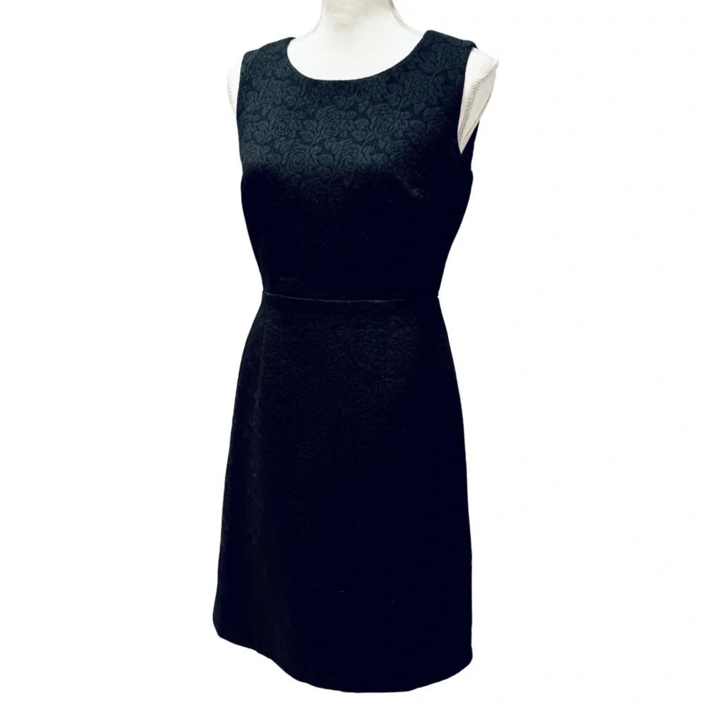 Liz Claiborne Black Floral Jacquard Fit & Flare Sleeveless Dress (2) - Picture 6 of 15